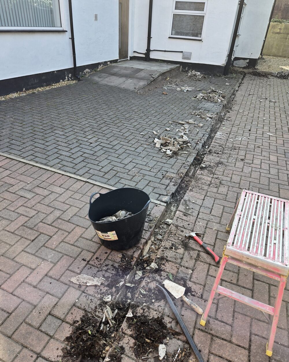 Side passage before the work