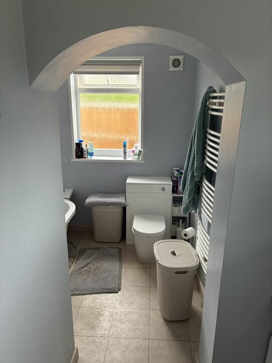 Bathrooms by Romenzo Construction