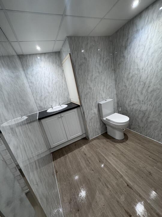Bathrooms by Romenzo Construction