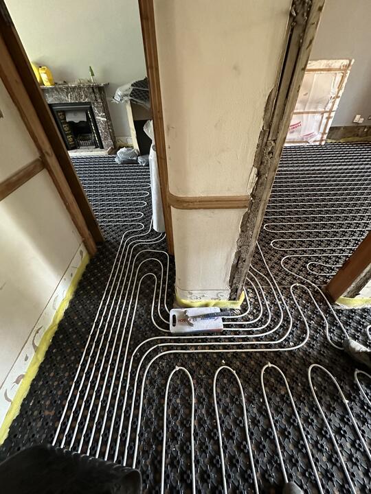 Flooring and underfloor heating by Romenzo Construction