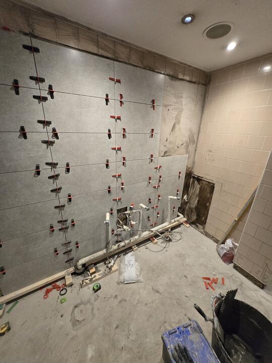 Tiling by Romenzo Construction