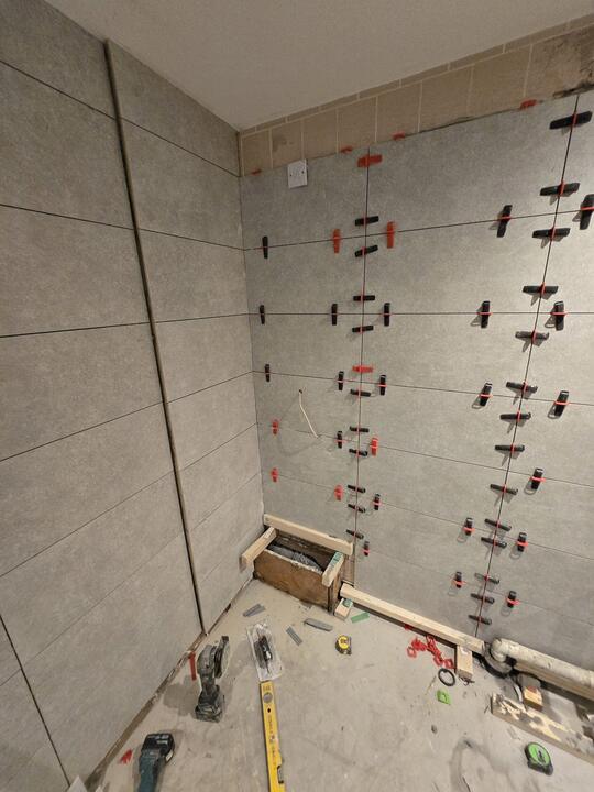 Tiling by Romenzo Construction